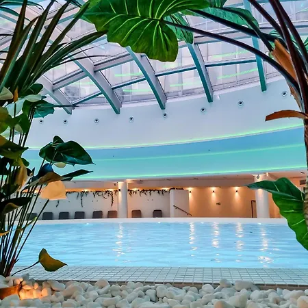 Ans Hanza Tower With Private Jacuzzi - Swimming Pool, Sauna, Jacuzzi, Viewing Terrace