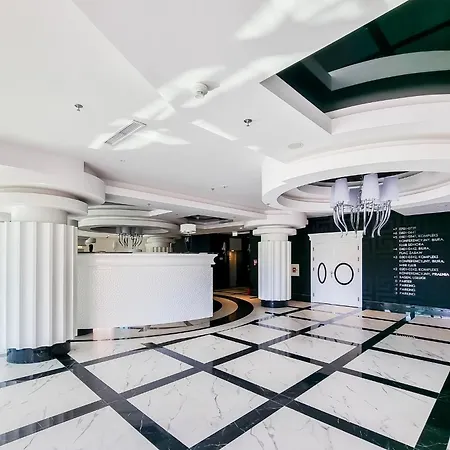 Ans Hanza Tower With Private Jacuzzi - Swimming Pool, Sauna, Jacuzzi, Viewing Terrace Apartment