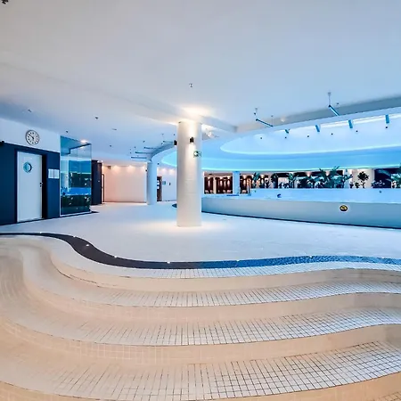 Ans Hanza Tower With Private Jacuzzi - Swimming Pool, Sauna, Jacuzzi, Viewing Terrace Daire Szczecin