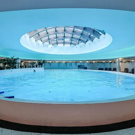 Ans Hanza Tower With Private Jacuzzi - Swimming Pool, Sauna, Jacuzzi, Viewing Terrace Daire Szczecin