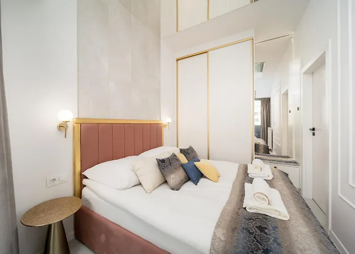 Apartment Ans Hanza Tower With Private Jacuzzi - Swimming Pool, Sauna, Jacuzzi, Viewing Terrace