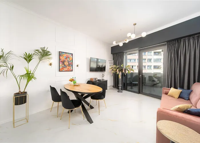 Daire Ans Hanza Tower With Private Jacuzzi - Swimming Pool, Sauna, Jacuzzi, Viewing Terrace